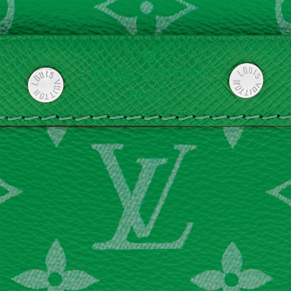 Louis Vuitton M30997 Alpha Wearable Wallet Cactus Green