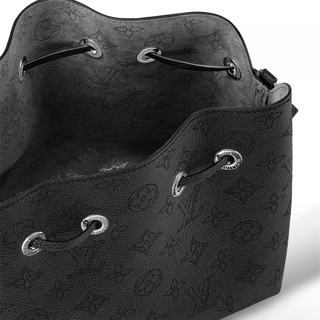 Louis Vuitton M57070 Bella Black