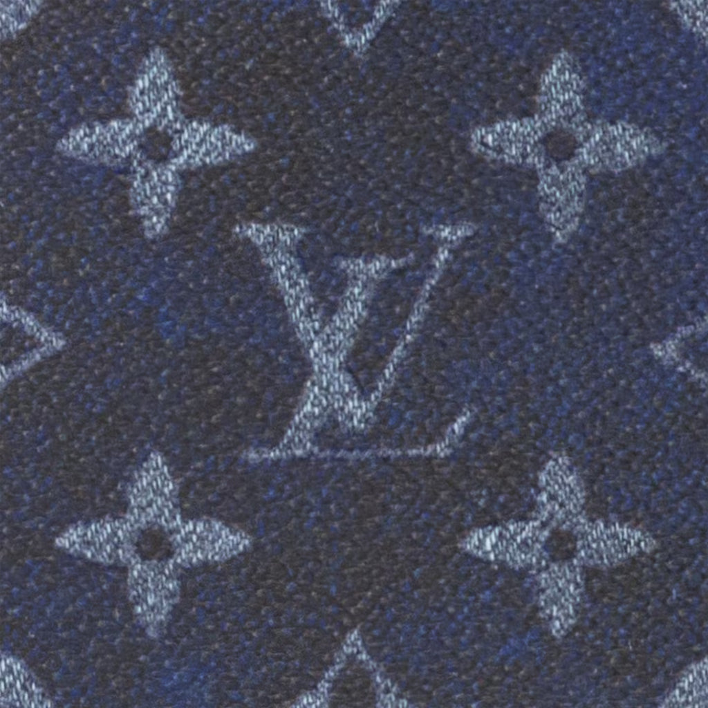 Louis Vuitton M46805 Christopher MM