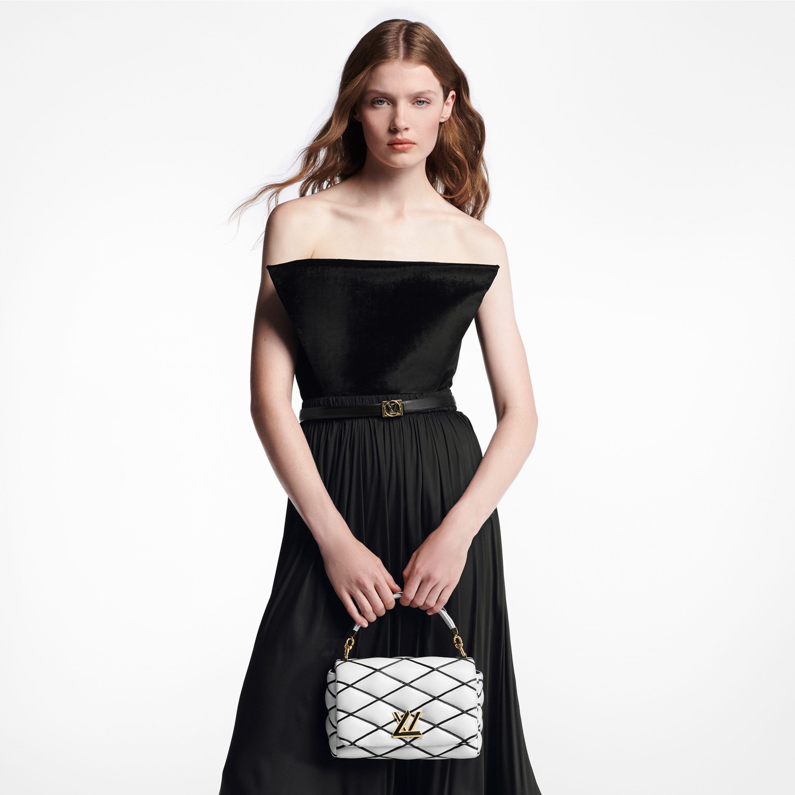 Louis Vuitton M22890 GO-14 MM White/Black
