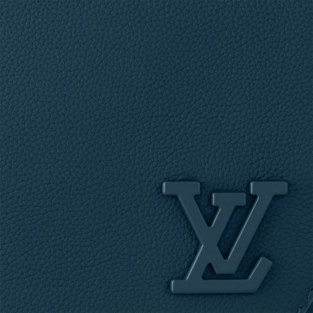 Louis Vuitton M23709 Takeoff Messenger Bleu Atlantique