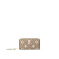 Louis Vuitton Dove/Cream M69794 Zippy Wallet